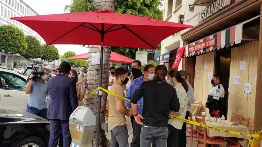 В Лос-Анджелесе армянские радикалы разгромили популярный турецкий ресторан